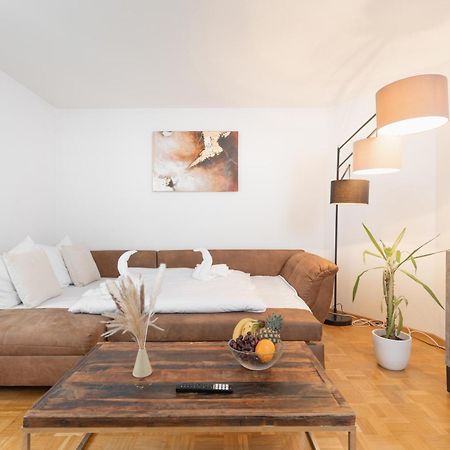 Untersee-Suite Istayunixi Seenaehe-Terrasse-Workspace-Netflix-Parkplatz Radolfzell am Bodensee Bagian luar foto