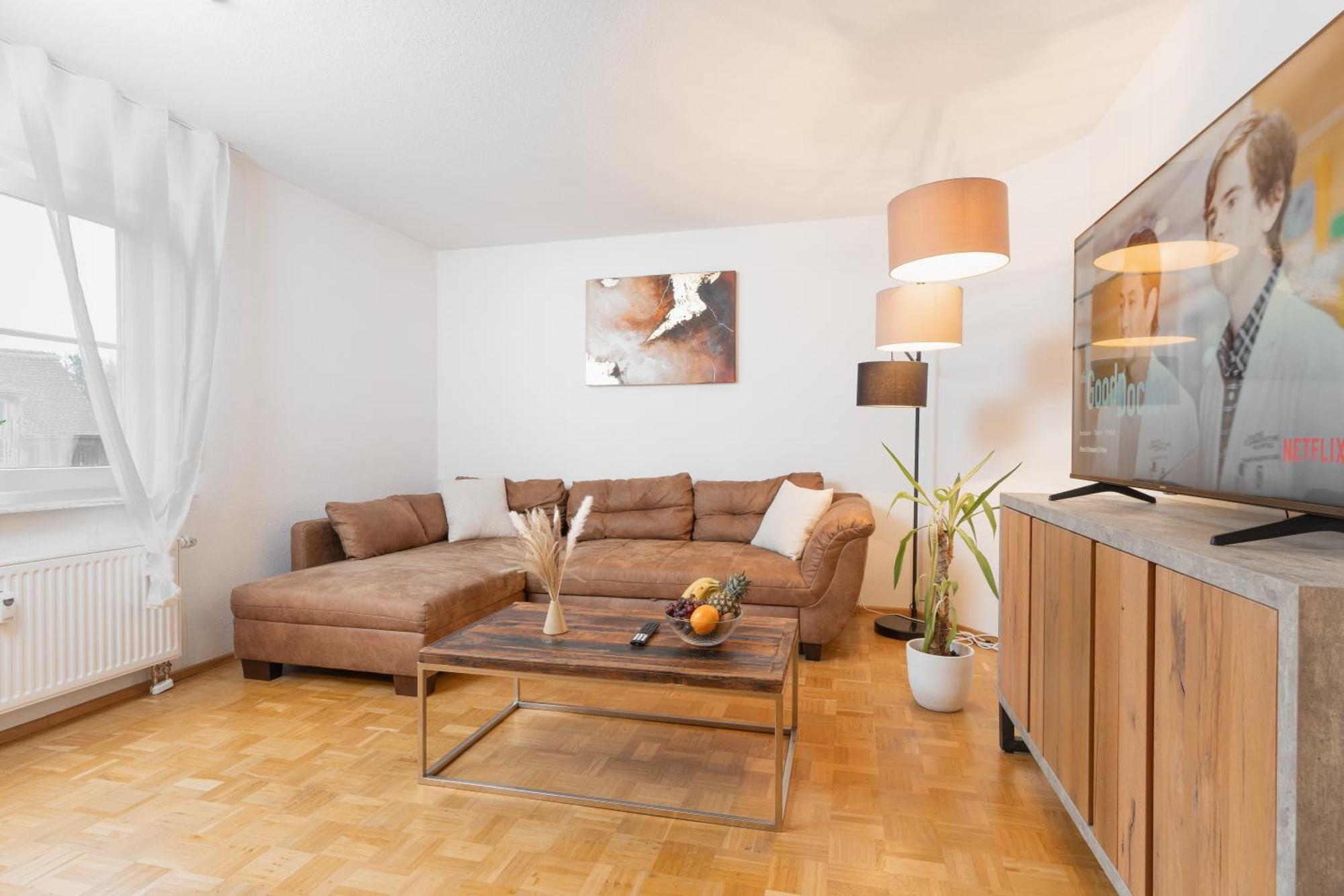Untersee-Suite Istayunixi Seenaehe-Terrasse-Workspace-Netflix-Parkplatz Radolfzell am Bodensee Bagian luar foto