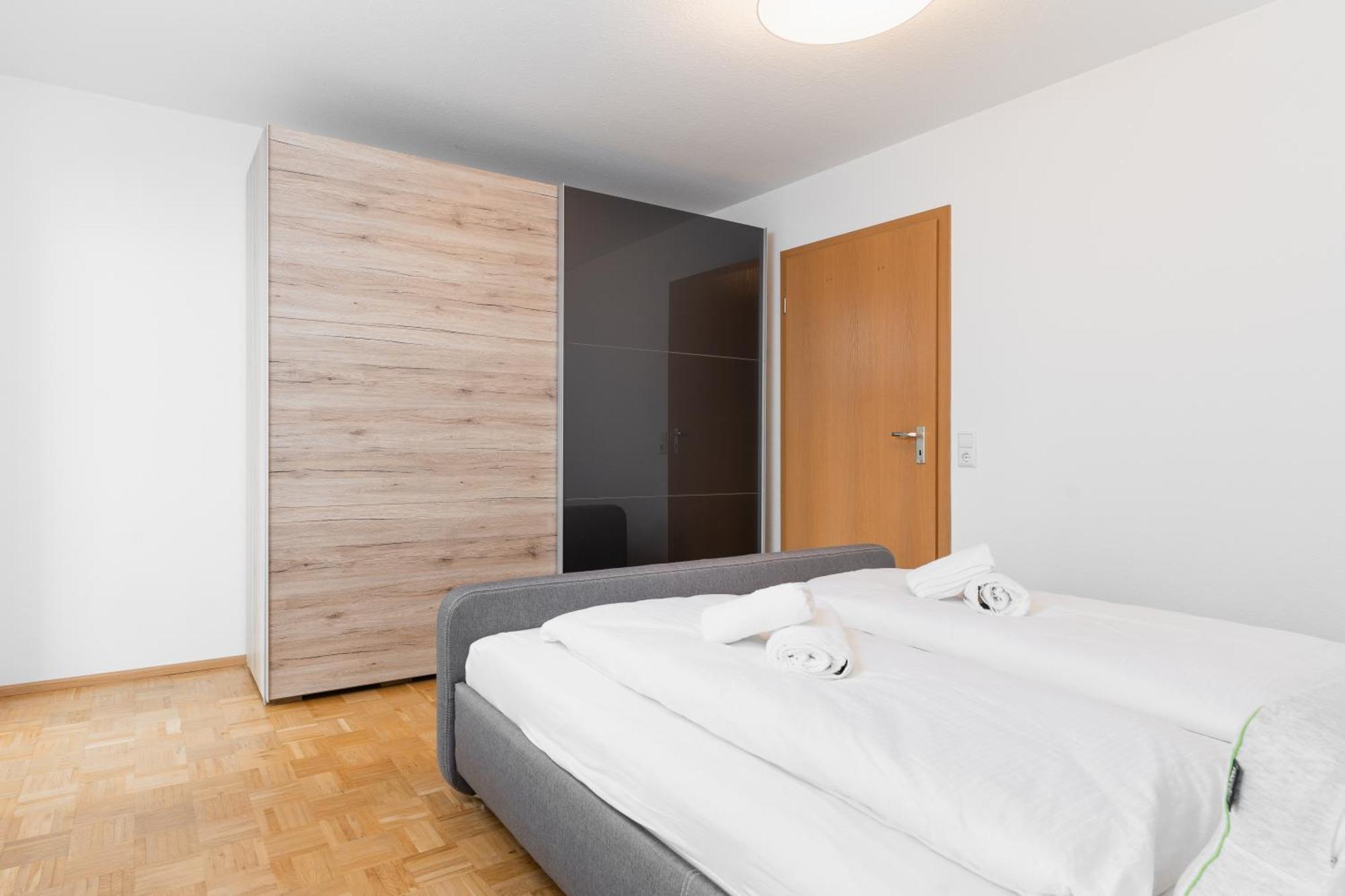 Untersee-Suite Istayunixi Seenaehe-Terrasse-Workspace-Netflix-Parkplatz Radolfzell am Bodensee Bagian luar foto